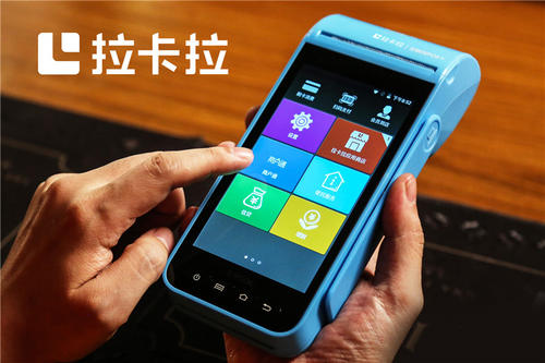 大POS機(jī)與小POS機(jī)哪個(gè)好？哪種pos機(jī)最適合養(yǎng)卡？